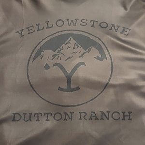 Mens XXL Yellowstone Long Sleeve Shirt with Hood.